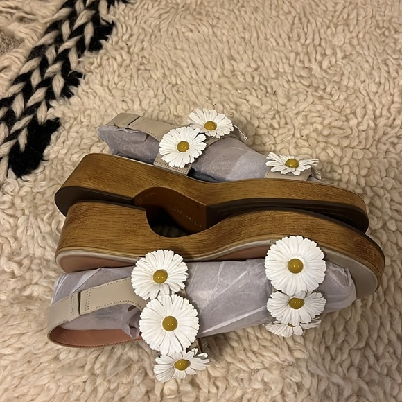 LUCKY BRAND Womens Beige Daisy Juleii Slip On Leather Slingback Sandal 11 M - Picture 2 of 11